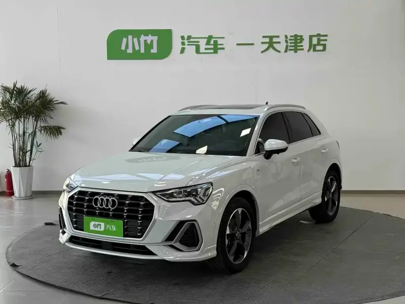 Audi Q3, 2023
