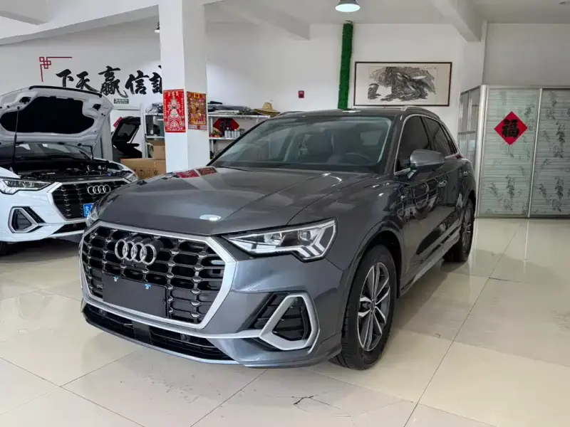 Audi Q3, 2023