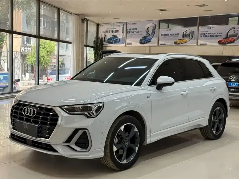 Audi Q3, 2023