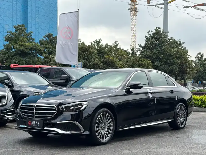 Mercedes-Benz E-Class, 2022