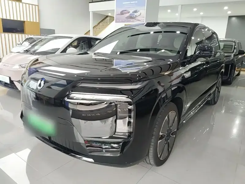 Denza N8L, 2025