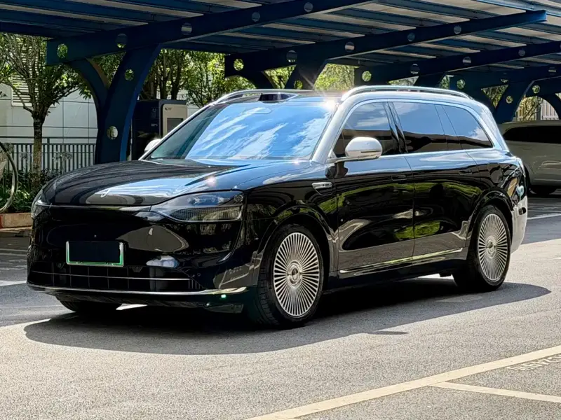 AITO M9, 2025