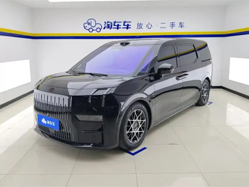 Zeekr 009, 2025