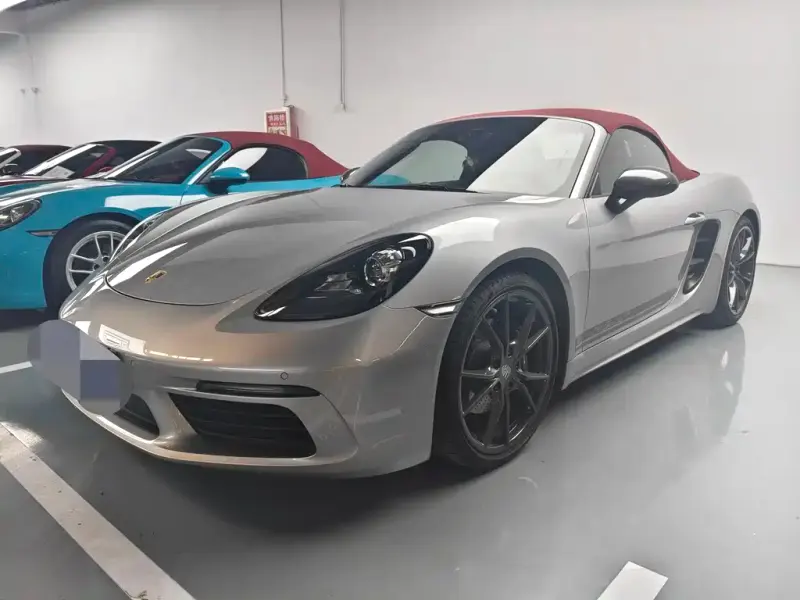 Porsche 718, 2022