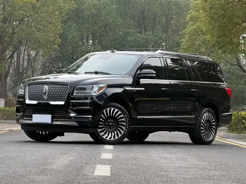 Lincoln Navigator, 2022