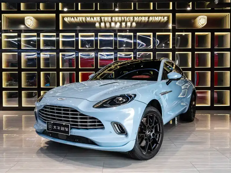 Aston Martin DBX, 2022