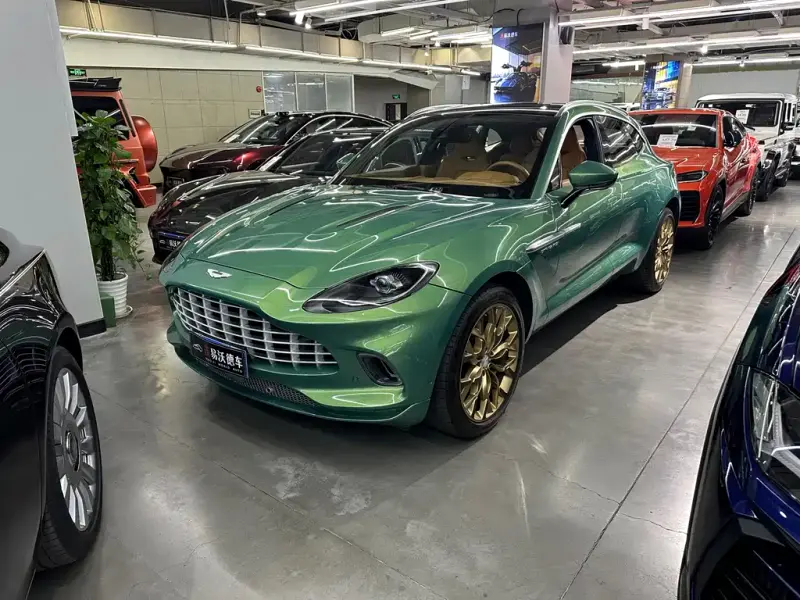 Aston Martin DBX, 2023