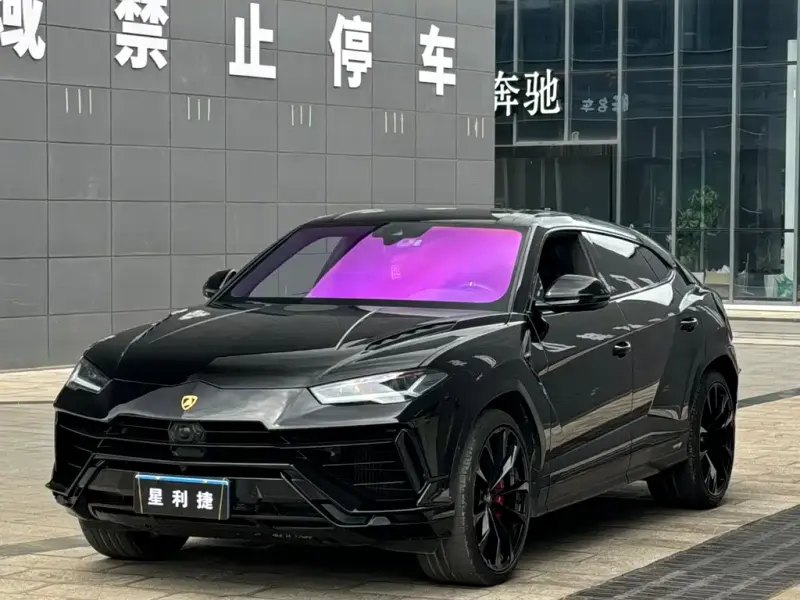 Lamborghini Urus, 2023