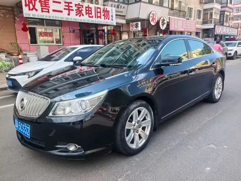 Buick LaCrosse, 2009