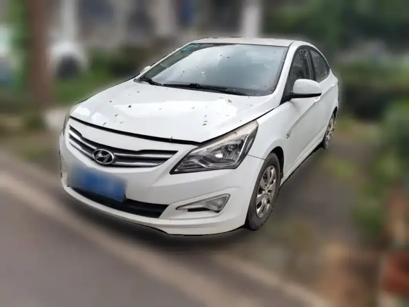 Hyundai Verna, 2015