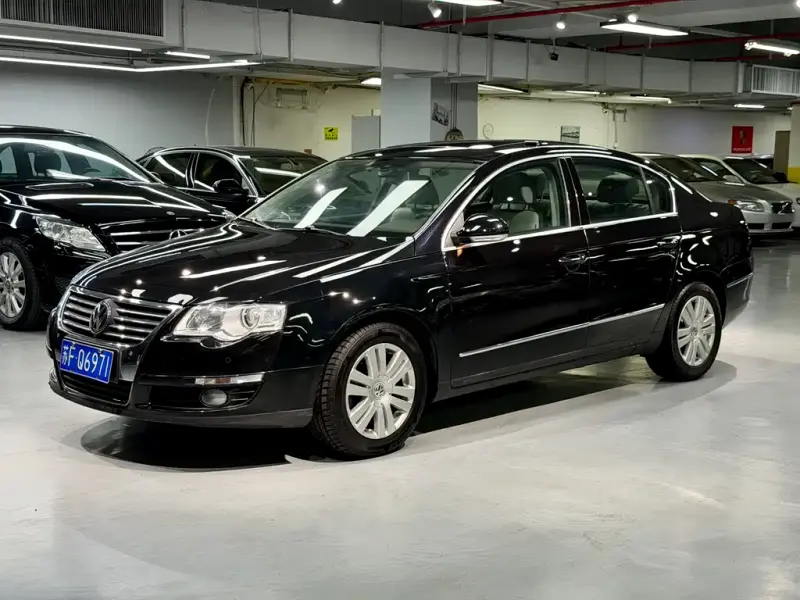 Volkswagen Magotan, 2011