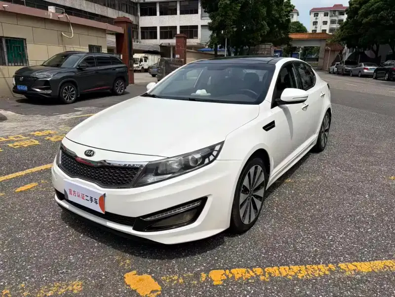 Kia K5, 2013