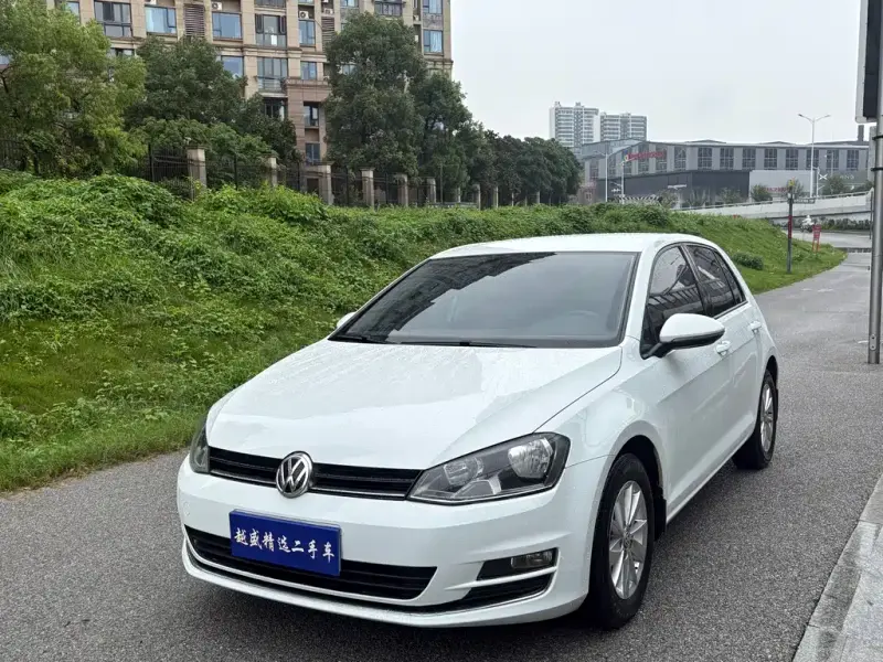 Volkswagen Golf, 2015
