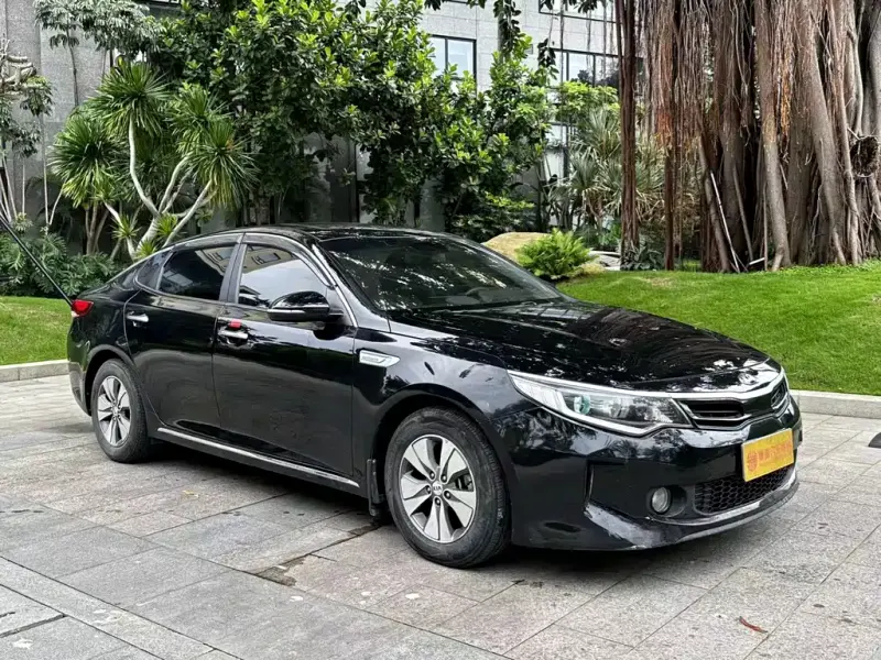 Kia K5, 2017