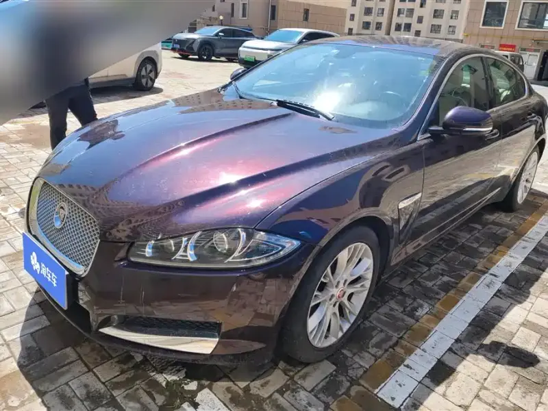 Jaguar XF, 2014