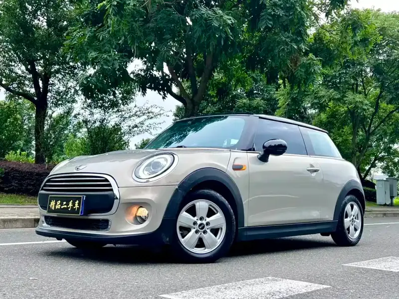 MINI Mini, 2015