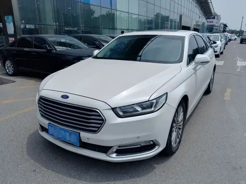 Ford Taurus, 2017