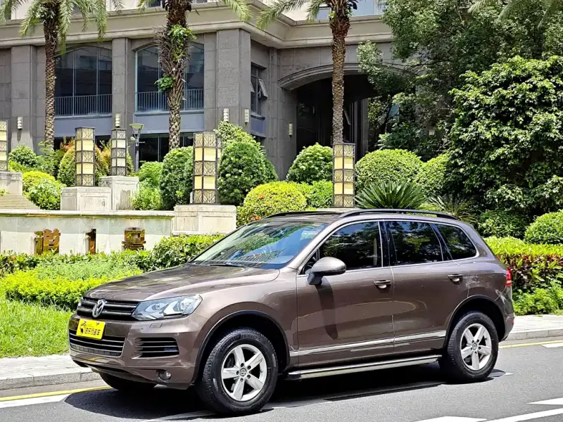 Volkswagen Touareg, 2012