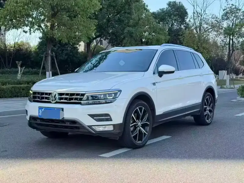 Volkswagen Tiguan L, 2017
