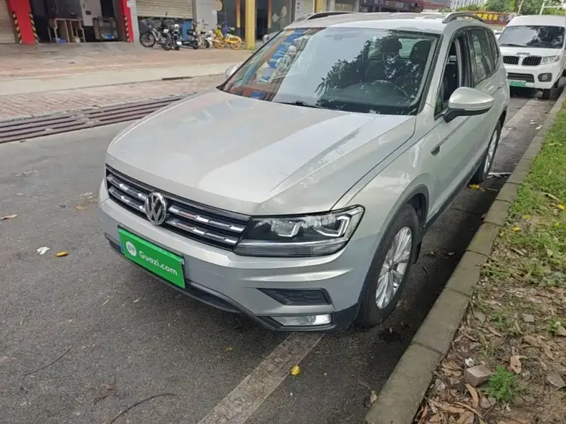 Volkswagen Tiguan L, 2018