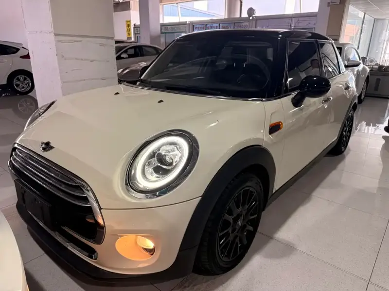 MINI Mini, 2017