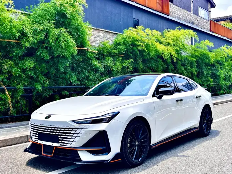 Changan UNI-V, 2024