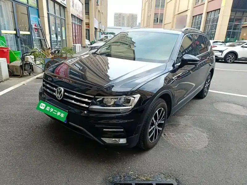 Volkswagen Tiguan L, 2018