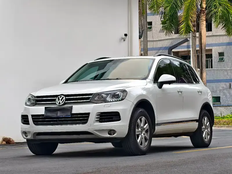 Volkswagen Touareg, 2015