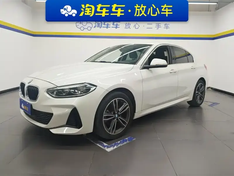 BMW 1 Series, 2021