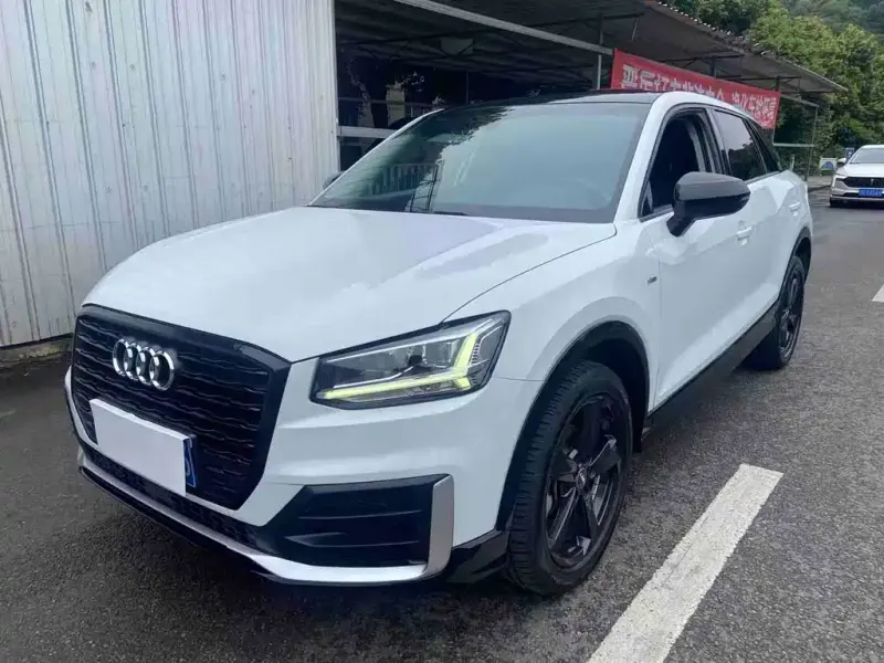 Audi Q2L, 2020