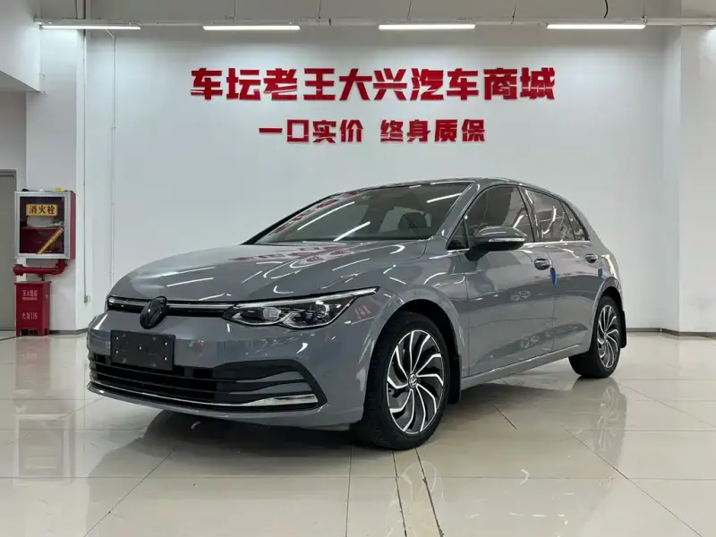 Volkswagen Golf, 2021
