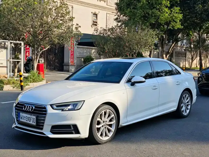 Audi A4L, 2018