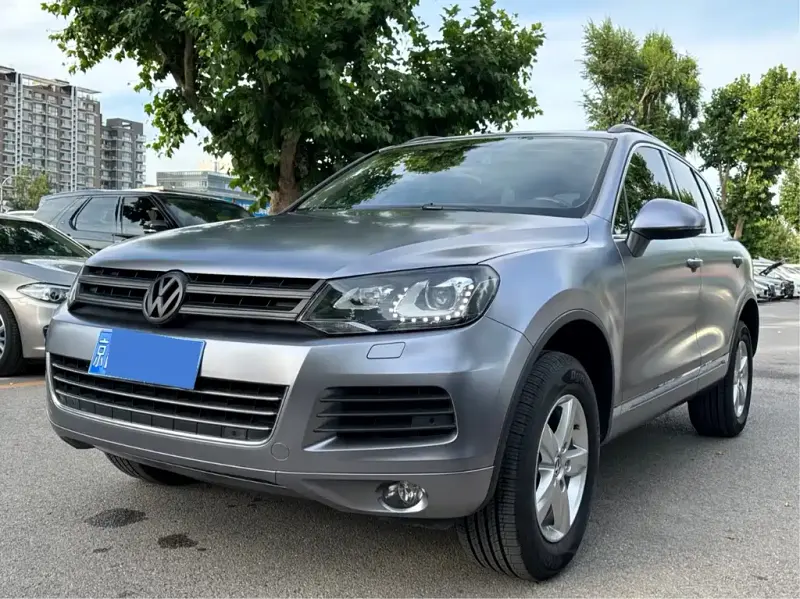 Volkswagen Touareg, 2013