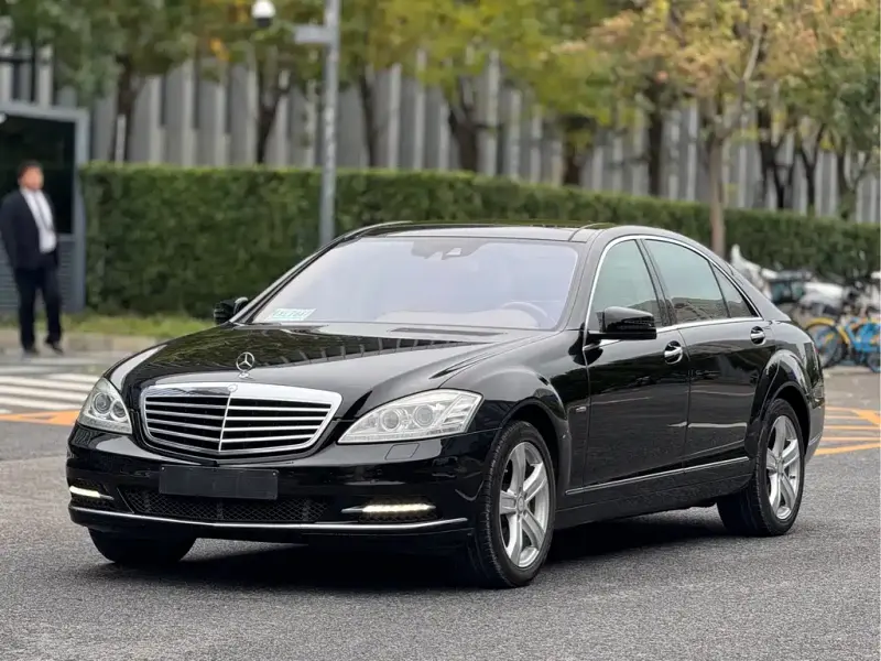 Mercedes-Benz S-Class, 2011