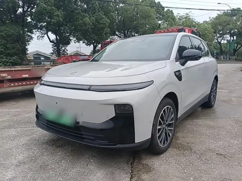 Leapmotor B10, 2025
