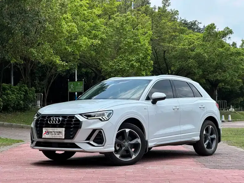 Audi Q3, 2020