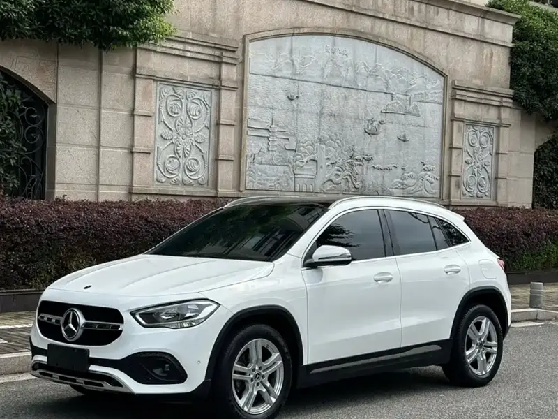 Mercedes-Benz GLA, 2021