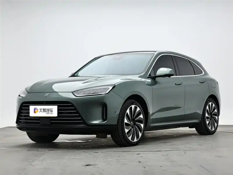 AITO M5, 2023