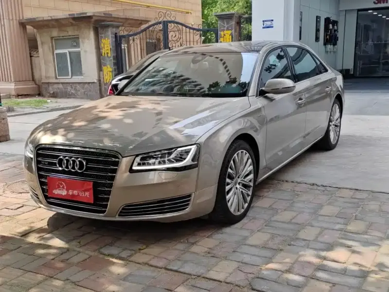 Audi A8, 2013