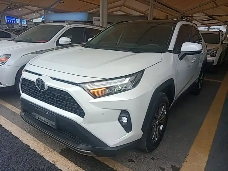 Toyota RAV4, 2024
