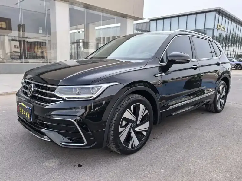 Volkswagen Tiguan L, 2023