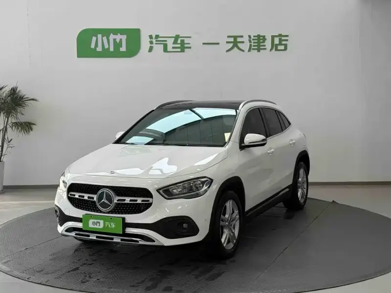 Mercedes-Benz GLA, 2021