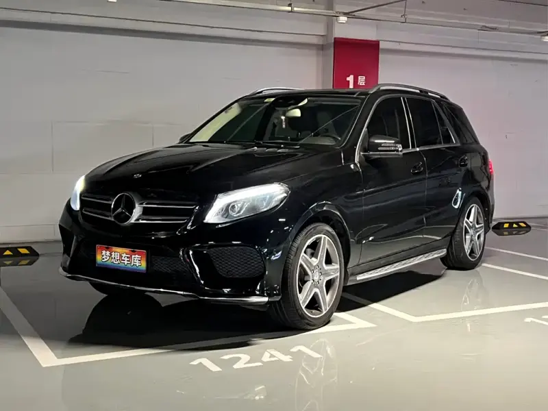 Mercedes-Benz GLE( ), 2016