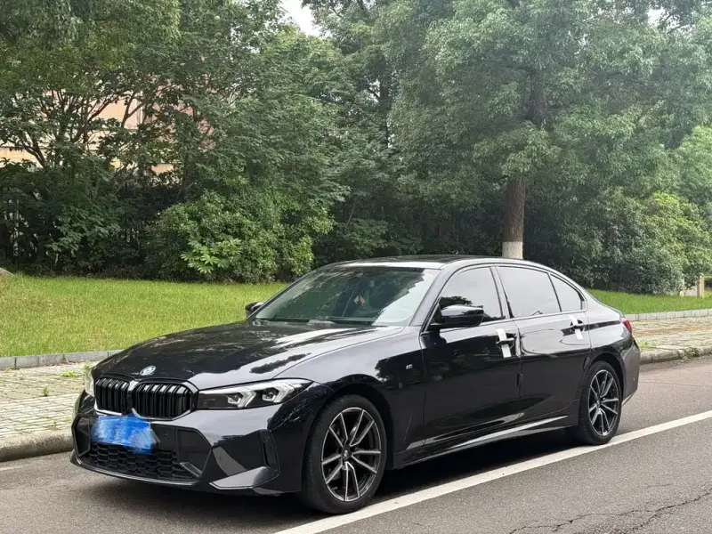 BMW 3 Series, 2022