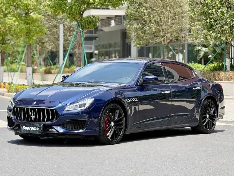 Maserati Quattroporte, 2015