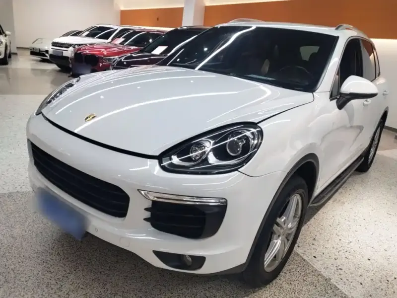 Porsche Cayenne, 2015