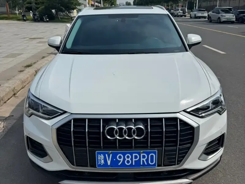 Audi Q3, 2023
