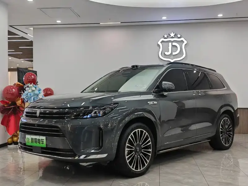 AITO M7, 2023