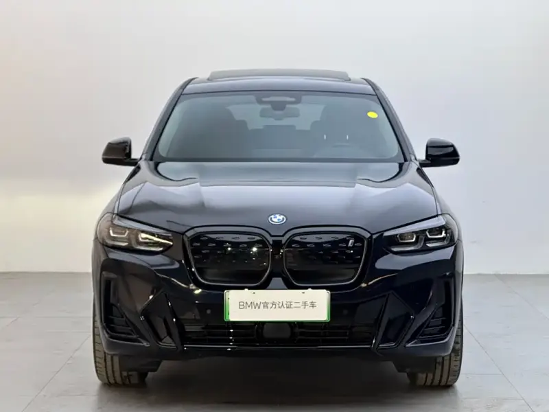 BMW iX3, 2023