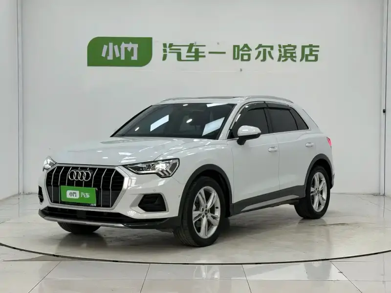 Audi Q3, 2022
